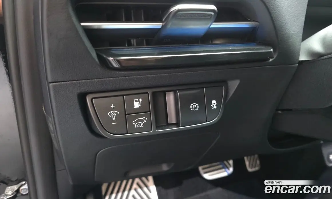 Kia EV6 2023 0.1 автомат (гидро), фото 14