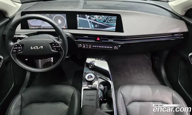 Kia EV6 2023 0.1 автомат (гидро), миниатюра 7
