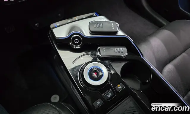 Kia EV6 2023 0.1 автомат (гидро), миниатюра 9