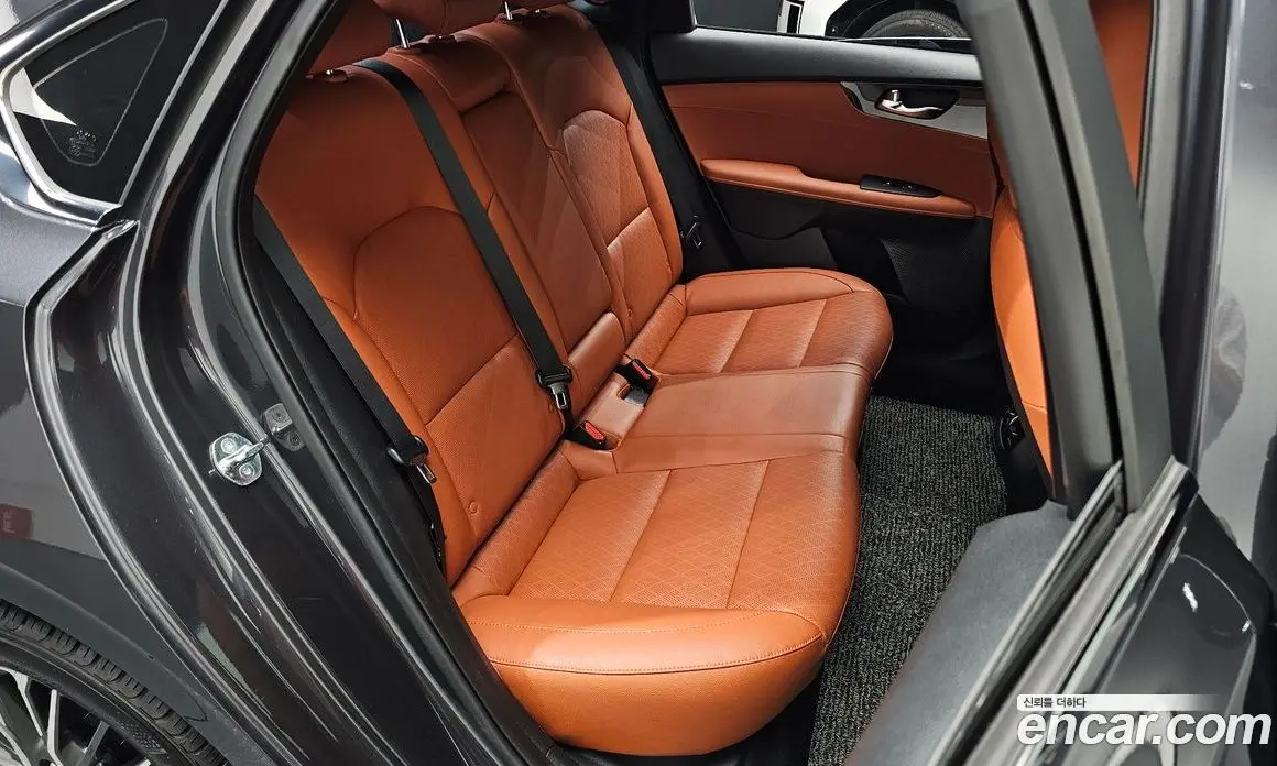 Kia K3 2023 1.6 автомат (гидро), фото 12
