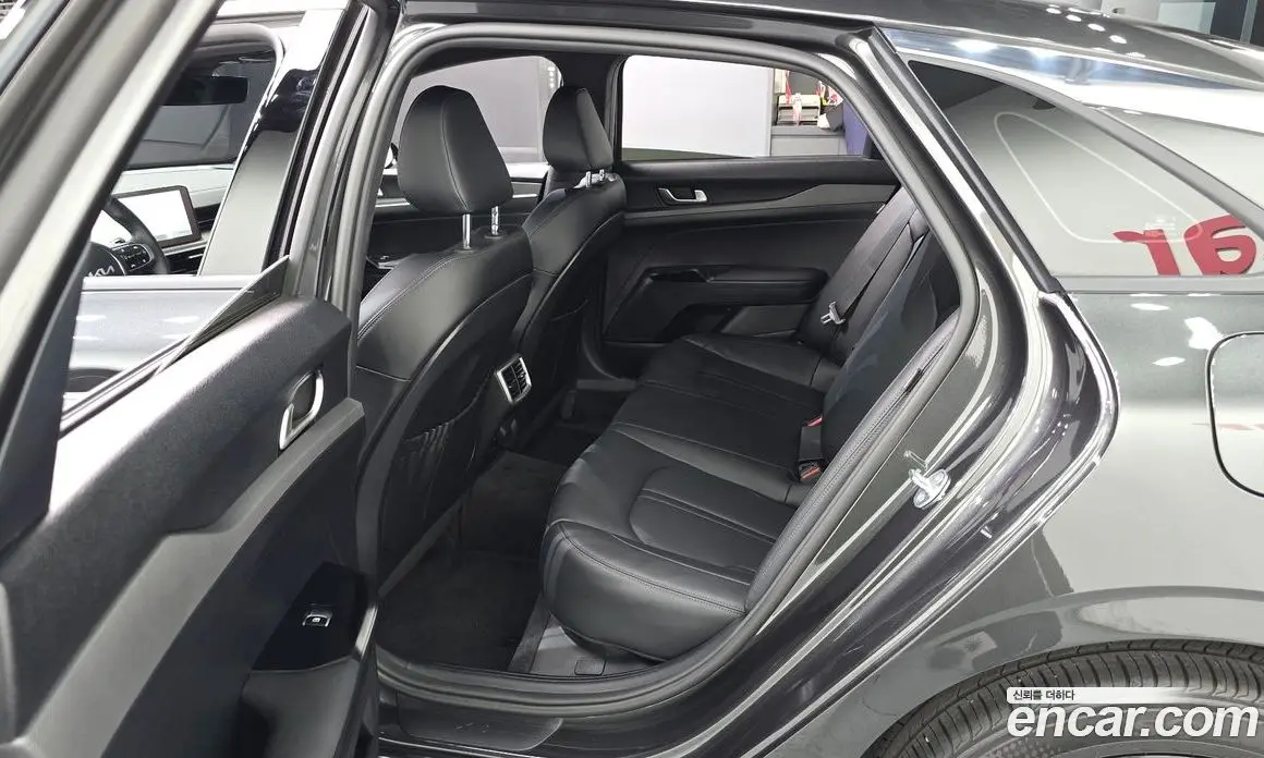 Kia K5 (Optima) 2025 1.6 автомат (гидро), фото 11