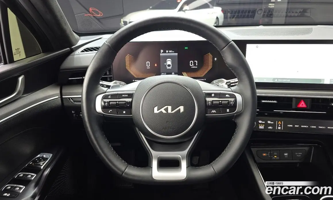 Kia K5 (Optima) 2025 1.6 автомат (гидро), фото 13