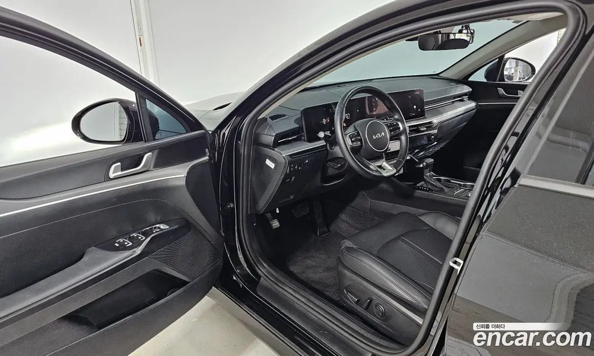 Kia K5 (Optima) 2025 2.0 автомат (гидро), фото 13