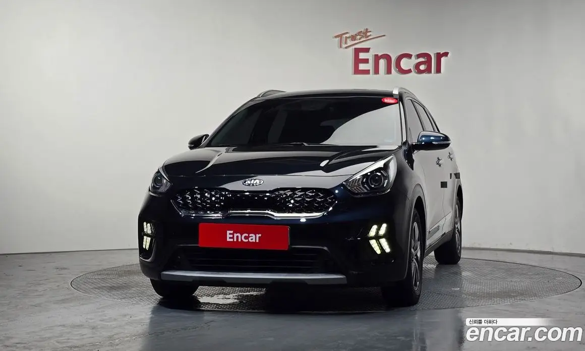 Kia Niro 2020 1.6 автомат (гидро), фото 3
