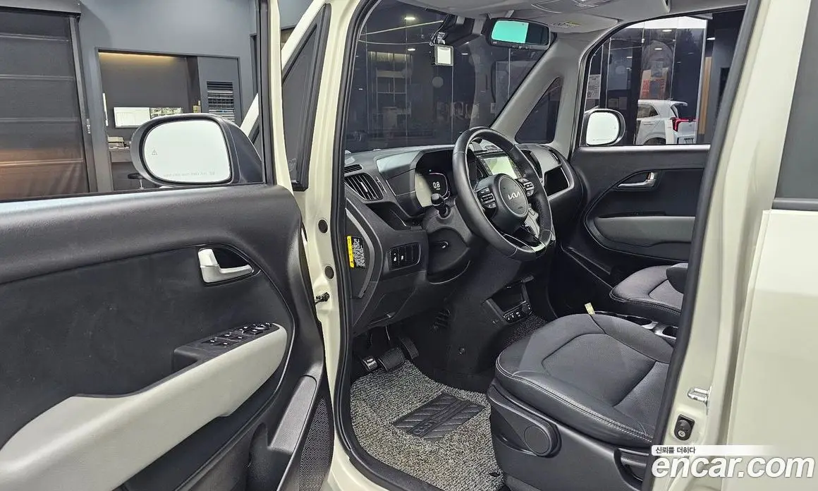 Kia Ray 2022 1.0 автомат (гидро), фото 13