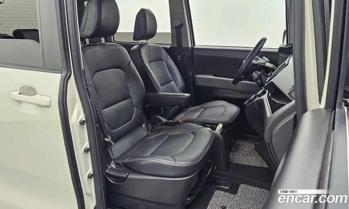 Kia Ray 2022 1.0 автомат (гидро), фото 16