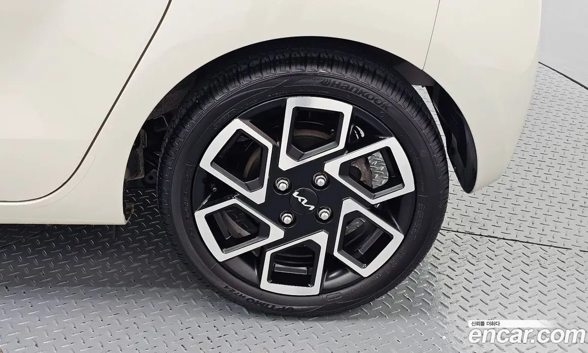Kia Ray 2022 1.0 автомат (гидро), фото 7