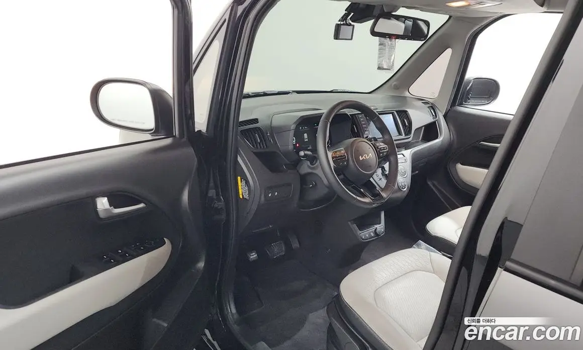Kia Ray 2022 1.0 автомат (гидро), фото 13