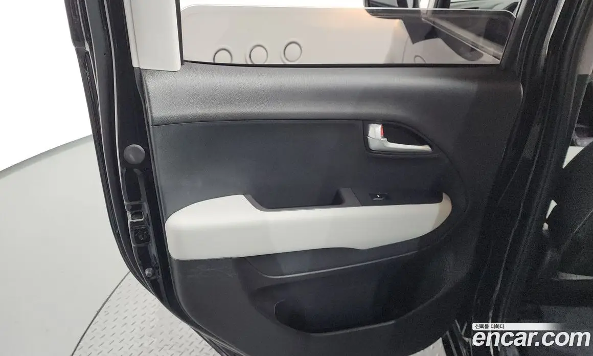 Kia Ray 2022 1.0 автомат (гидро), фото 15