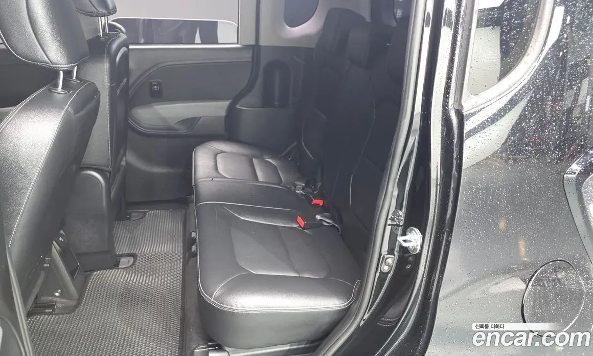 Kia Ray 2023 1.0 автомат (гидро), фото 24