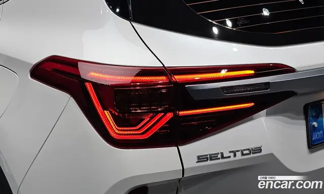 Kia Seltos 2021 1.6 автомат (гидро), миниатюра 9