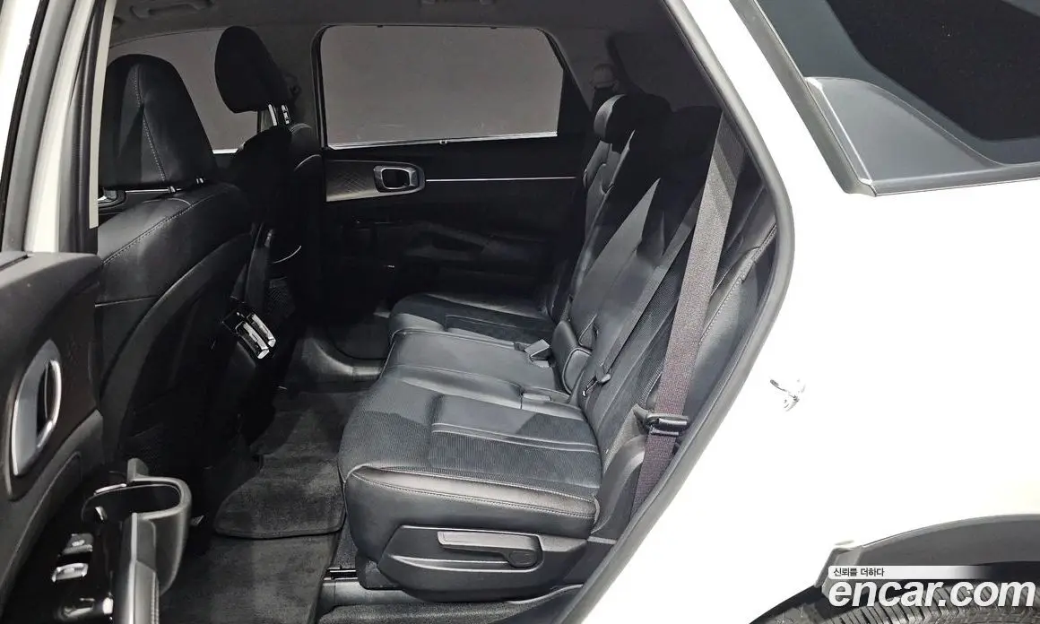 Kia Sorento 2023 2.5 автомат (гидро), фото 16