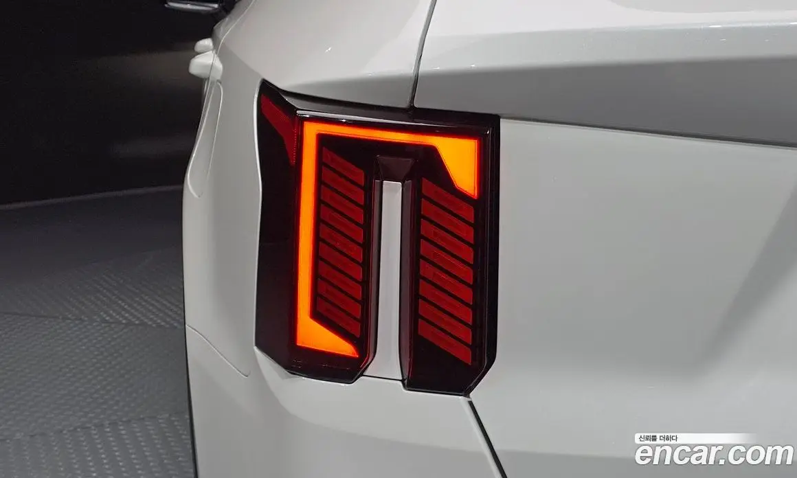 Kia Sorento 2023 2.5 автомат (гидро), фото 9
