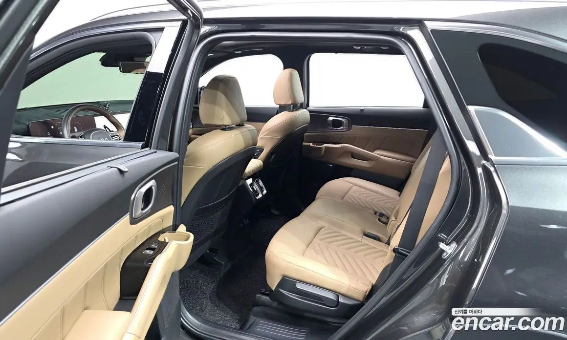 Kia Sorento 2024 2.5 автомат (гидро), фото 18
