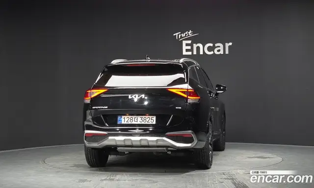 Kia Sportage 2022 1.6 автомат (гидро), миниатюра 4