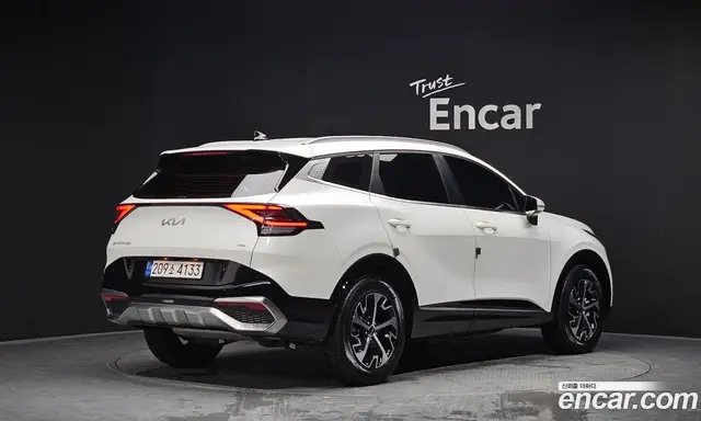 Kia Sportage 2023 1.6 автомат (гидро), миниатюра 2