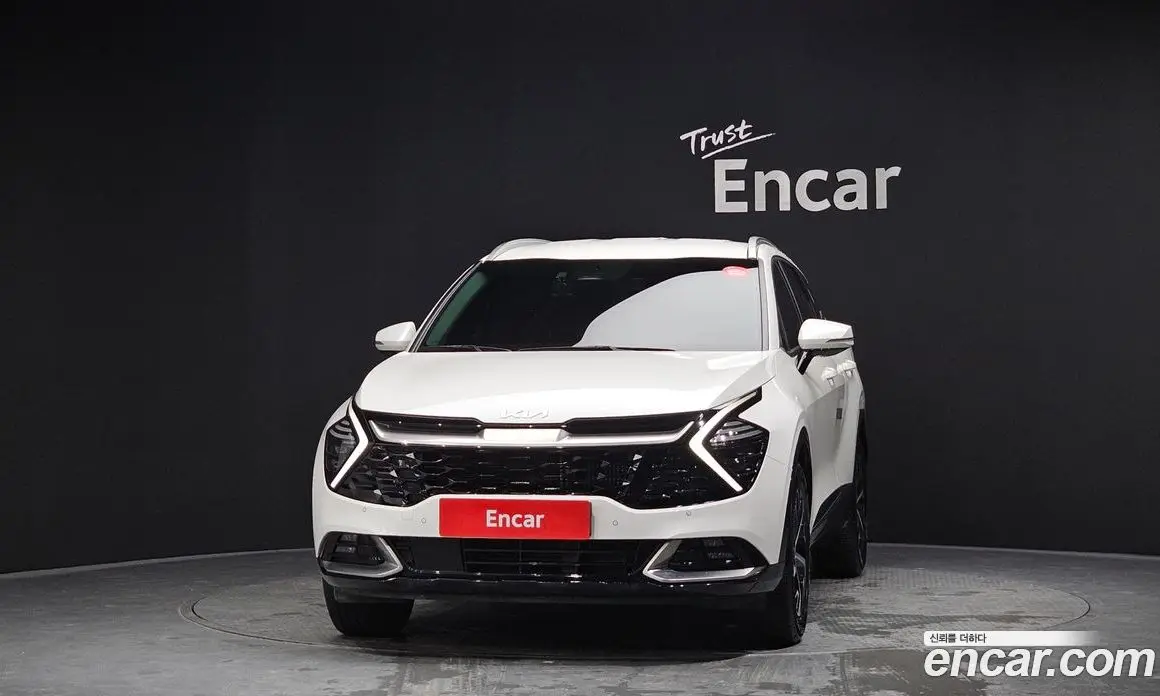 Kia Sportage 2023 1.6 автомат (гидро), фото 3