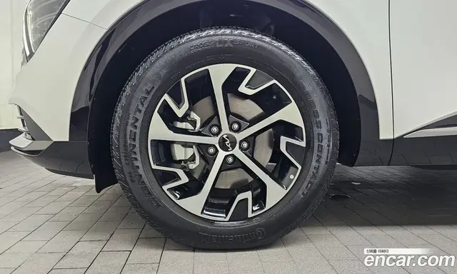 Kia Sportage 2024 1.6 автомат (гидро), миниатюра 5