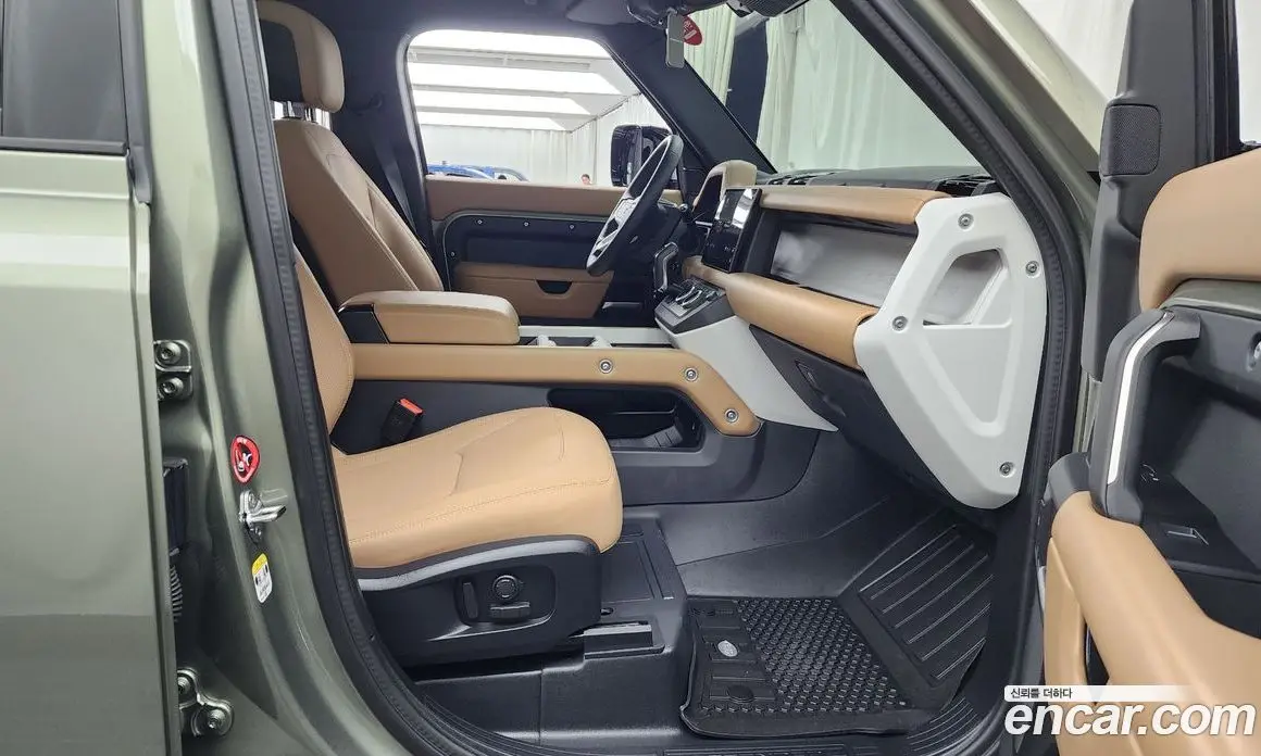 Land Rover Defender 2025 3.0 автомат (гидро), фото 11