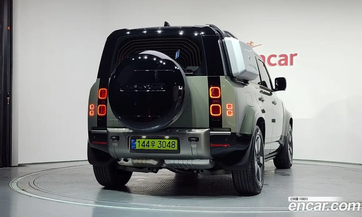 Land Rover Defender 2025 3.0 автомат (гидро), фото 4