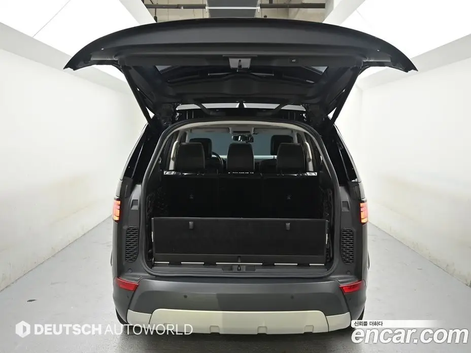 Land Rover Discovery 2017 3.0 автомат (гидро), фото 19