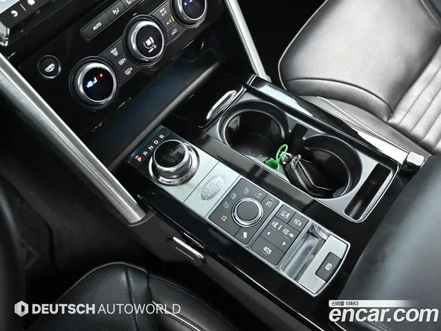 Land Rover Discovery 2017 3.0 автомат (гидро), миниатюра 9