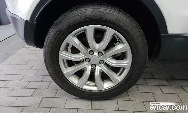 Land Rover Range Rover Evoque 2016 2.0 автомат (гидро), миниатюра 5