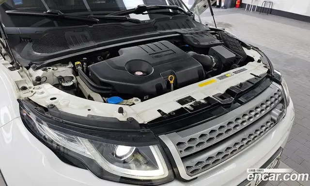 Land Rover Range Rover Evoque 2016 2.0 автомат (гидро), миниатюра 6