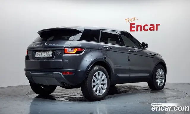 Land Rover Range Rover Evoque 2017 2.0 автомат (гидро), миниатюра 2