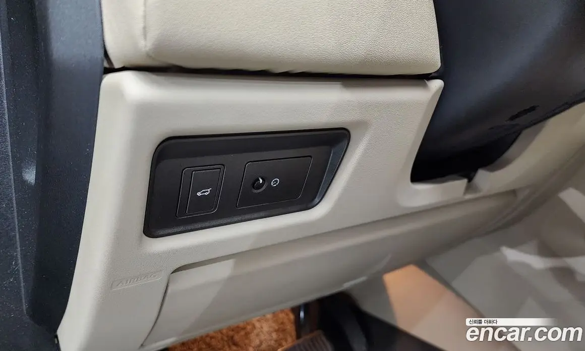 Land Rover Range Rover Evoque 2017 2.0 автомат (гидро), фото 16