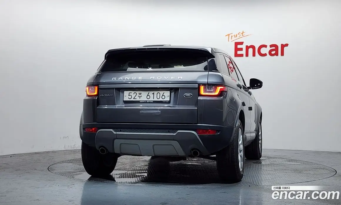 Land Rover Range Rover Evoque 2017 2.0 автомат (гидро), фото 4