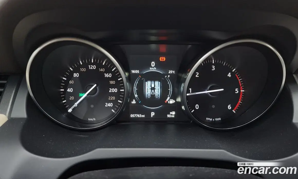 Land Rover Range Rover Evoque 2017 2.0 автомат (гидро), фото 8
