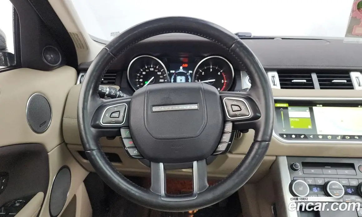 Land Rover Range Rover Evoque 2017 2.0 автомат (гидро), фото 19