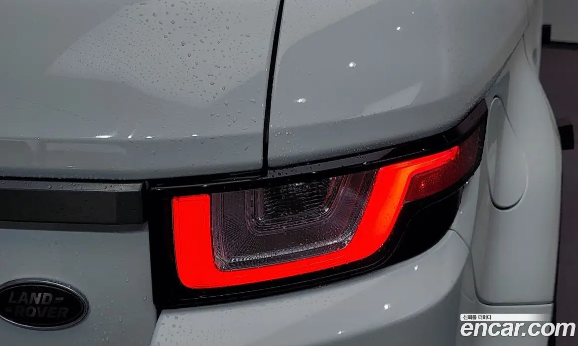 Land Rover Range Rover Evoque 2017 2.0 автомат (гидро), фото 8