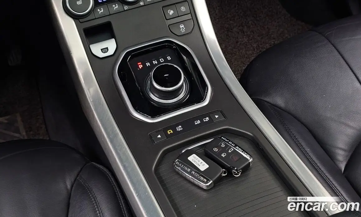 Land Rover Range Rover Evoque 2018 2.0 автомат (гидро), фото 11