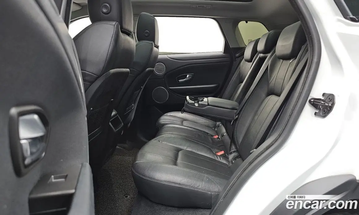 Land Rover Range Rover Evoque 2018 2.0 автомат (гидро), фото 16