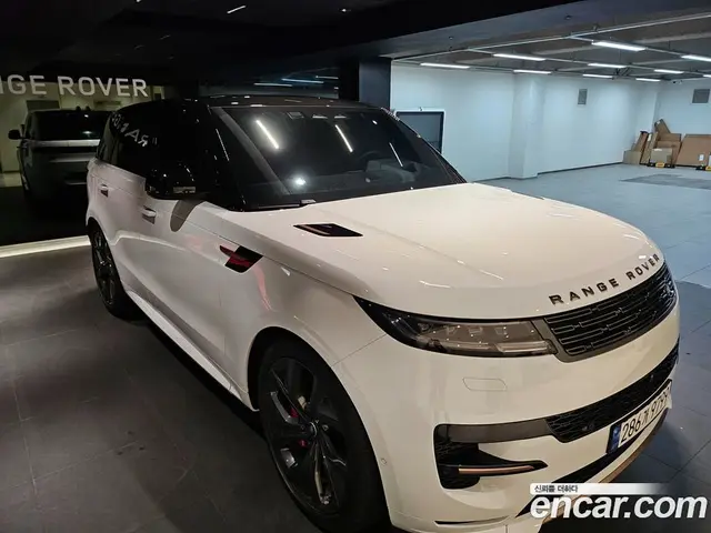 Land Rover Range Rover Sport 2023 3.0 автомат (гидро), миниатюра 7