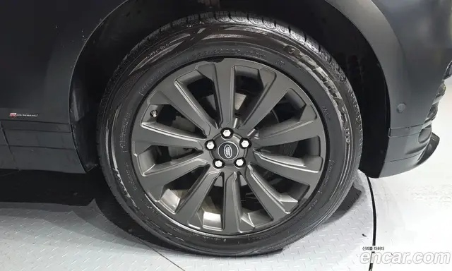 Land Rover Range Rover Velar 2017 2.0 автомат (гидро), миниатюра 7