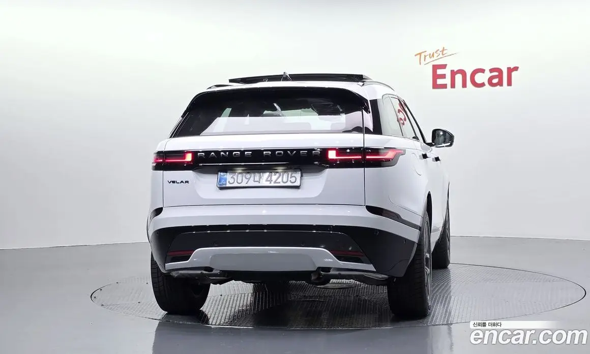 Land Rover Range Rover Velar 2026 2.0 автомат (гидро), фото 4