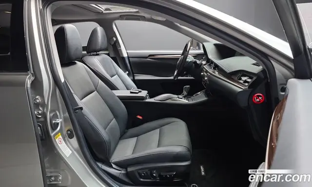 Lexus ES 2016 2.5 автомат (гидро), миниатюра 11