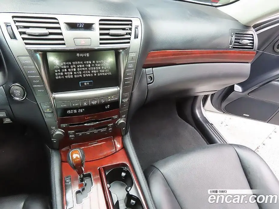 Lexus LS 2008 4.6 автомат (гидро), фото 9