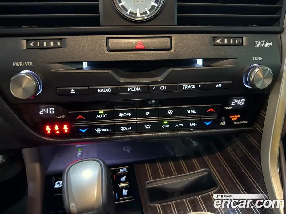 Lexus RX 2021 3.5 автомат (гидро), фото 15