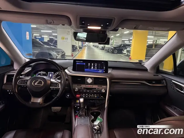 Lexus RX 2021 3.5 автомат (гидро), миниатюра 7