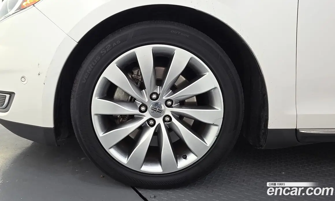 Lincoln MKS 2016 3.7 автомат (гидро), фото 5