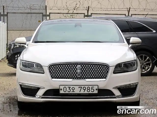 Lincoln MKZ 2019 2.0 автомат (гидро), миниатюра 2