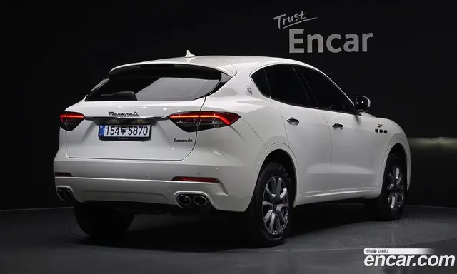Maserati Levante 2022 2.0 автомат (гидро), миниатюра 2