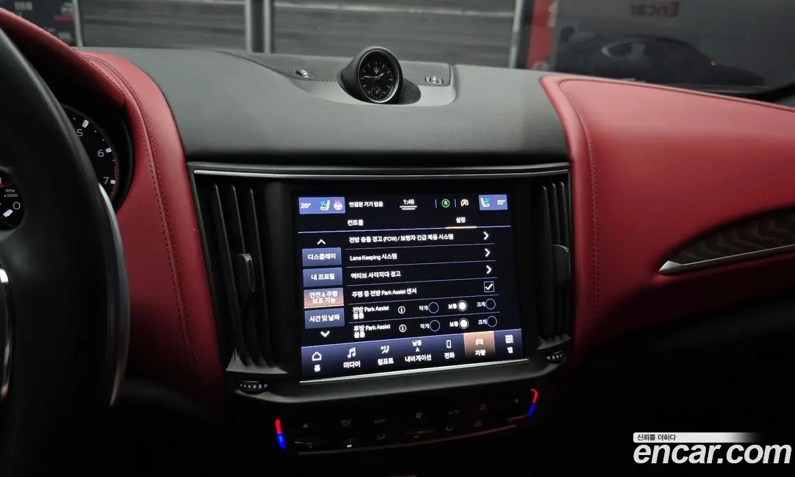 Maserati Levante 2022 2.0 автомат (гидро), фото 14
