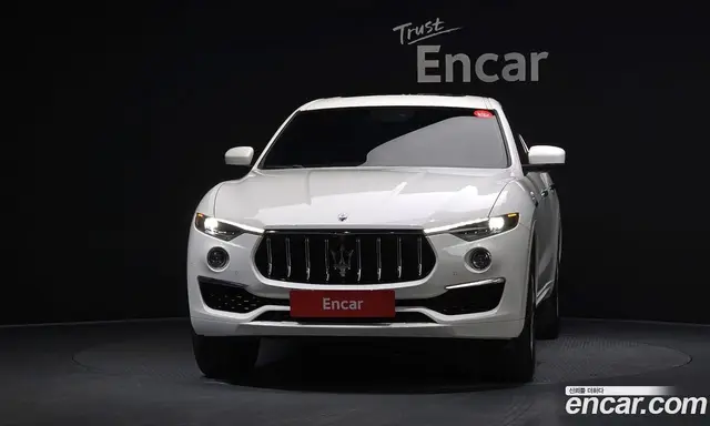 Maserati Levante 2022 2.0 автомат (гидро), миниатюра 3
