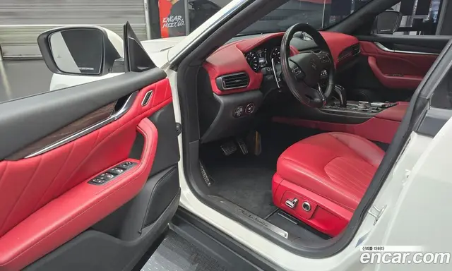 Maserati Levante 2022 2.0 автомат (гидро), миниатюра 10
