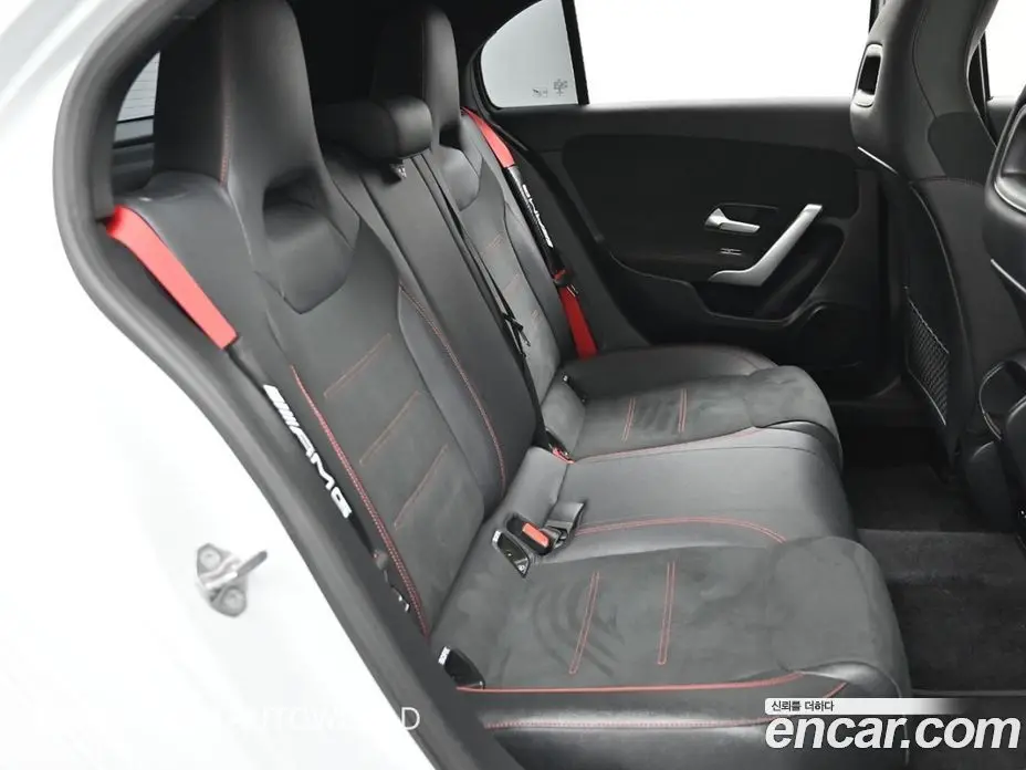 Mercedes-Benz A-Class 2021 2.0 автомат (гидро), фото 12